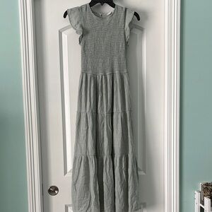 Elegant Gray Maxi Dress